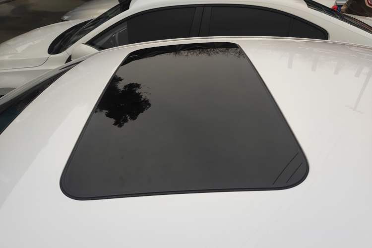 Used Hyundai Elantra (6th Generation / Lingdong) 2019 1.5L CVT ZhiXuan – Elite Version Roof