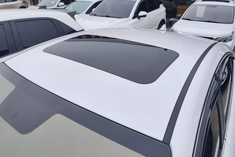 Used Hyundai Elantra (6th Generation / Lingdong) 2019 1.4T Dual-Clutch Xuan Dong · Dynamic Model Roof
