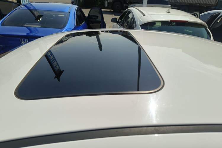 Used Hyundai Elantra (6th Generation / Lingdong) 2019 1.4T Dual-Clutch Xuan Dong · Dynamic Model Roof