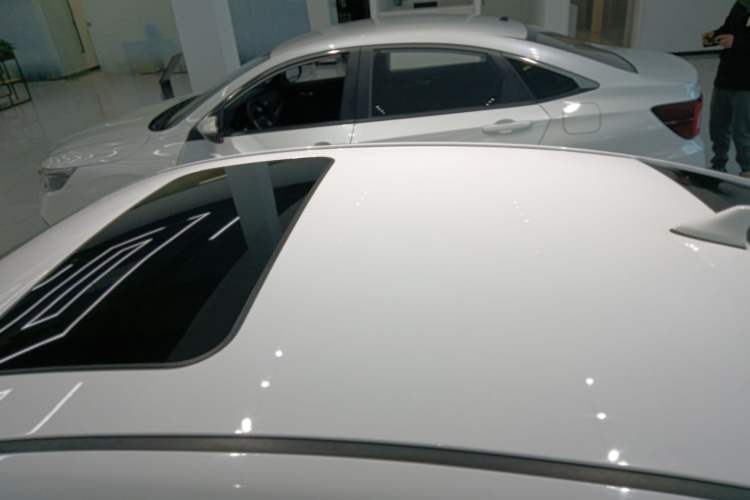 Used Hyundai Elantra (6th Generation / Lingdong) 2019 1.5L CVT ZhiXuan – Elite Version Roof