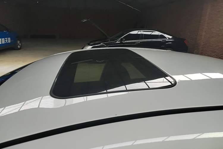 Used Hyundai Elantra (6th Generation / Lingdong) 2019 1.5L CVT ZhiXuan – Elite Version Roof