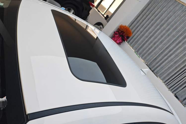 Used Hyundai Elantra (6th Generation / Lingdong) 2019 1.5L CVT ZhiXuan – Elite Version Roof