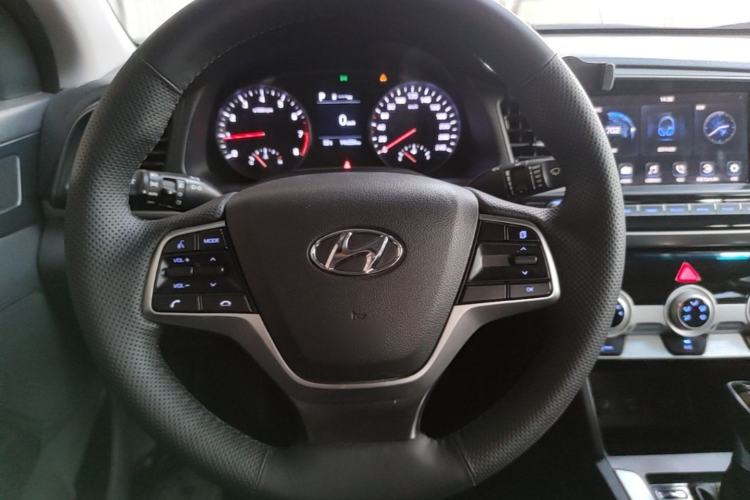 Used Hyundai Elantra (6th Generation / Lingdong) 2019 1.5L CVT ZhiXuan – Elite Version Steering Wheel