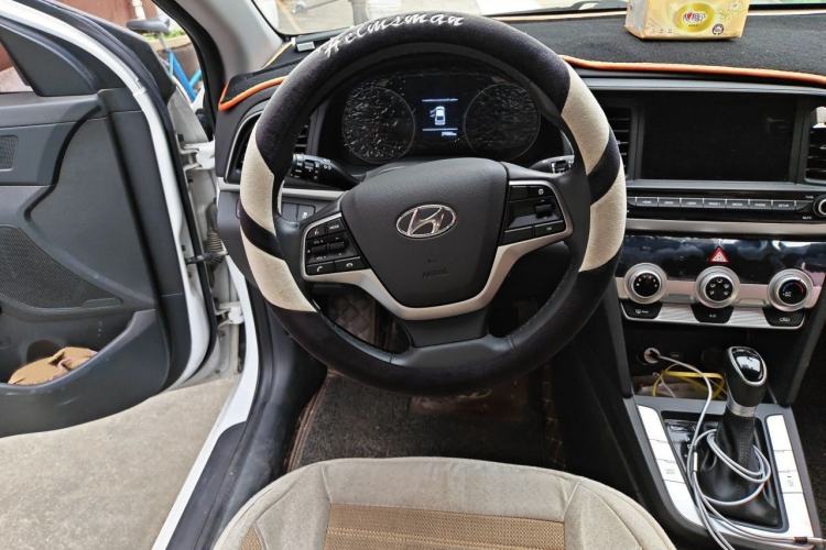 Used Hyundai Elantra (6th Generation / Lingdong) 2019 1.5L CVT ZhiXuan – Elite Version Steering Wheel