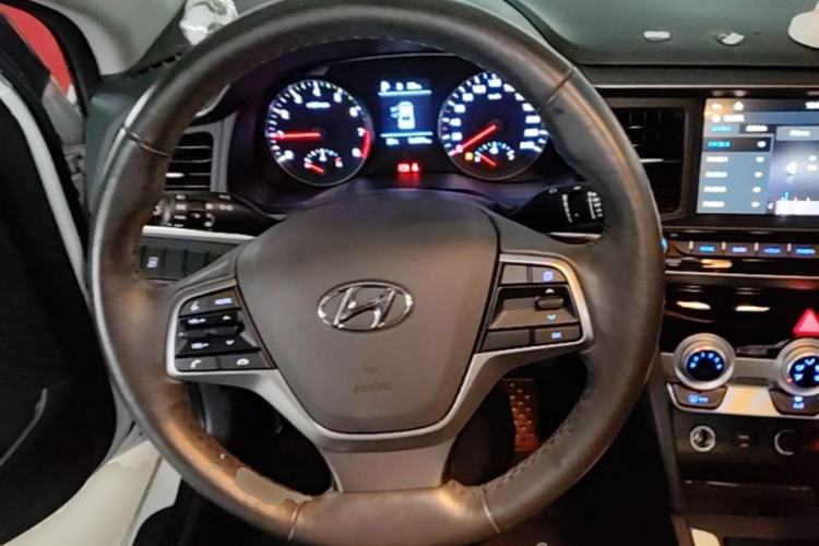 Used Hyundai Elantra (6th Generation / Lingdong) 2019 1.5L CVT ZhiXuan – Elite Version Steering Wheel
