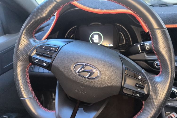Used Hyundai Elantra (6th Generation / Lingdong) 2019 1.4T Dual-Clutch Xuan Dong · Dynamic Model Steering Wheel