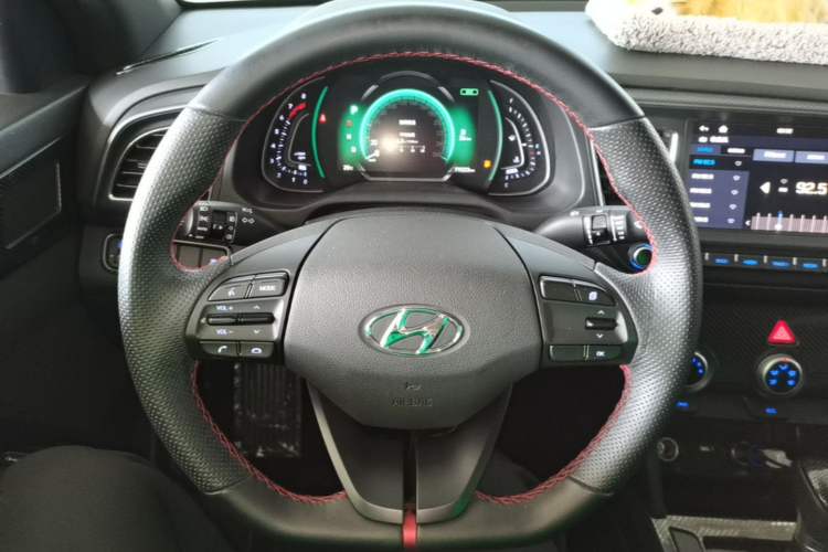Used Hyundai Elantra (6th Generation / Lingdong) 2019 1.4T Dual-Clutch Xuan Dong · Dynamic Model Steering Wheel