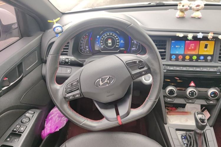 Used Hyundai Elantra (6th Generation / Lingdong) 2019 1.4T Dual-Clutch Xuan Dong · Dynamic Model Steering Wheel