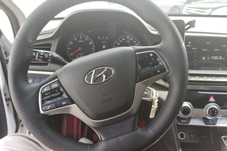 Used Hyundai Elantra (6th Generation / Lingdong) 2019 1.5L CVT ZhiXuan – Elite Version Steering Wheel
