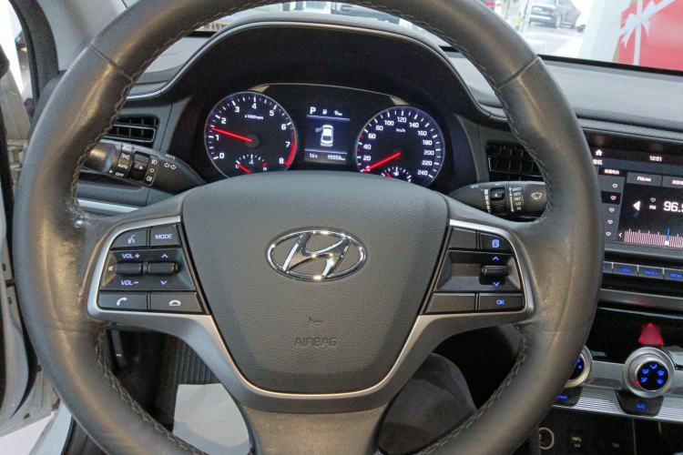 Used Hyundai Elantra (6th Generation / Lingdong) 2019 1.5L CVT ZhiXuan – Elite Version Steering Wheel