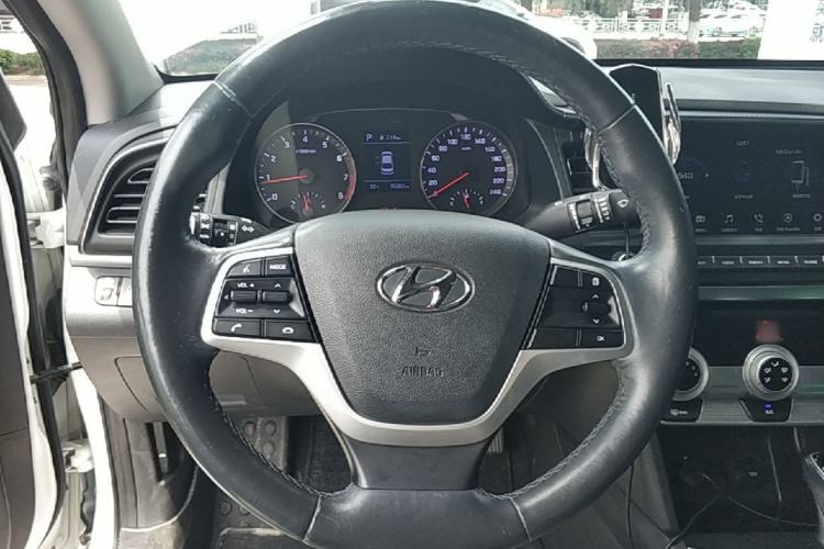 Used Hyundai Elantra (6th Generation / Lingdong) 2019 1.5L CVT ZhiXuan – Elite Version Steering Wheel
