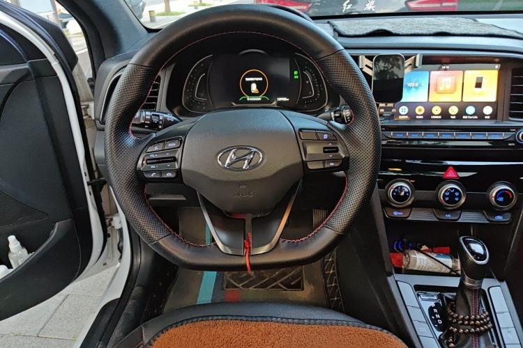 Used Hyundai Elantra (6th Generation / Lingdong) 2019 1.4T Dual-Clutch Xuan Dong · Dynamic Model Steering Wheel