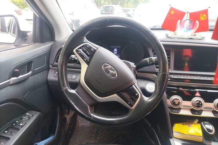 Used Hyundai Elantra (6th Generation / Lingdong) 2019 1.5L CVT Smart & Luxurious Trim Steering Wheel