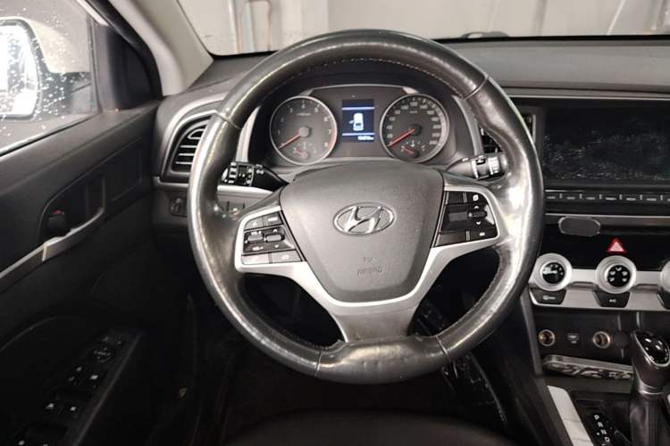 Used Hyundai Elantra (6th Generation / Lingdong) 2019 1.5L CVT ZhiXuan – Elite Version Steering Wheel