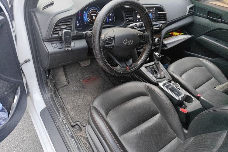 Used Hyundai Elantra (6th Generation / Lingdong) 2019 1.4T Dual-Clutch Xuan Dong · Dynamic Model Steering Wheel