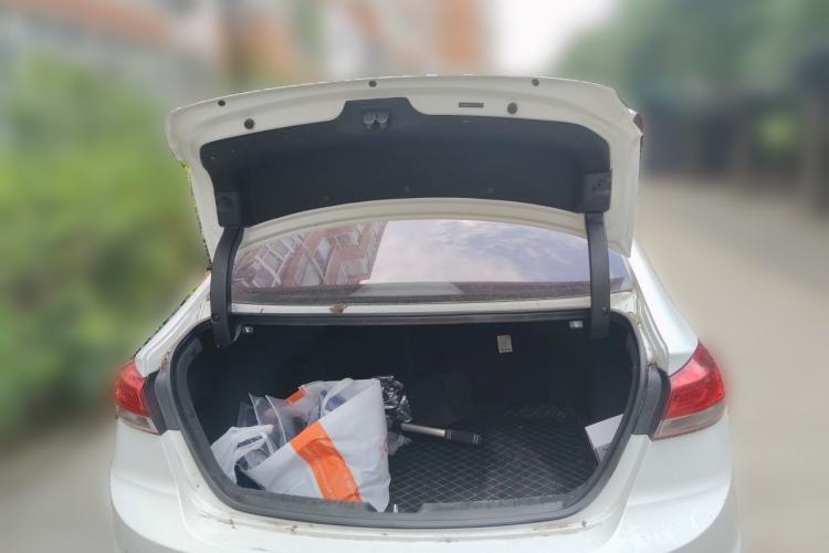 Used Hyundai Elantra (6th Generation / Lingdong) 2019 1.4T Dual-Clutch Xuan Dong · Dynamic Model Trunk