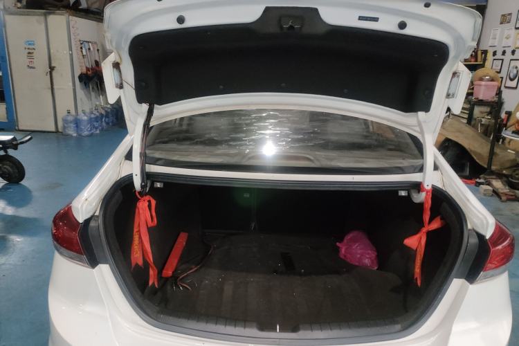 Used Hyundai Elantra (6th Generation / Lingdong) 2019 1.5L CVT ZhiXuan – Elite Version Trunk