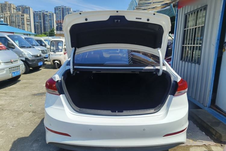 Used Hyundai Elantra (6th Generation / Lingdong) 2019 1.5L CVT ZhiXuan – Elite Version Trunk