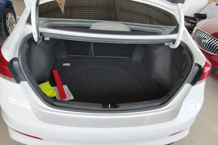 Used Hyundai Elantra (6th Generation / Lingdong) 2019 1.5L CVT ZhiXuan – Elite Version Trunk