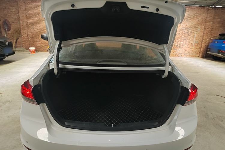 Used Hyundai Elantra (6th Generation / Lingdong) 2019 1.5L CVT ZhiXuan – Elite Version Trunk