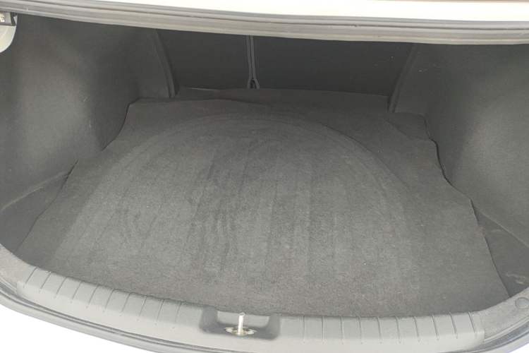 Used Hyundai Elantra (6th Generation / Lingdong) 2019 1.4T Dual-Clutch Xuan Dong · Dynamic Model Trunk