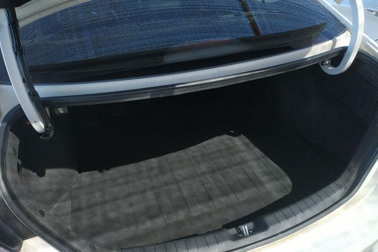 Used Hyundai Elantra (6th Generation / Lingdong) 2019 1.5L CVT ZhiXuan – Elite Version Trunk