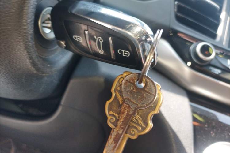 Used Hyundai Elantra (6th Generation / Lingdong) 2019 1.5L CVT ZhiXuan – Elite Version Vehicle Key