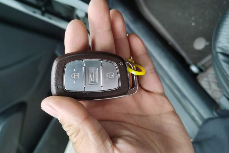 Used Hyundai Elantra (6th Generation / Lingdong) 2019 1.5L CVT ZhiXuan – Elite Version Vehicle Key