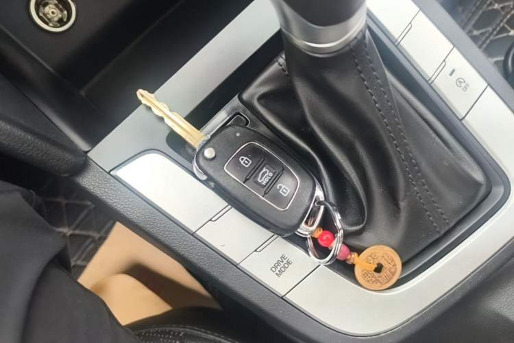 Used Hyundai Elantra (6th Generation / Lingdong) 2019 1.5L CVT ZhiXuan – Elite Version Vehicle Key