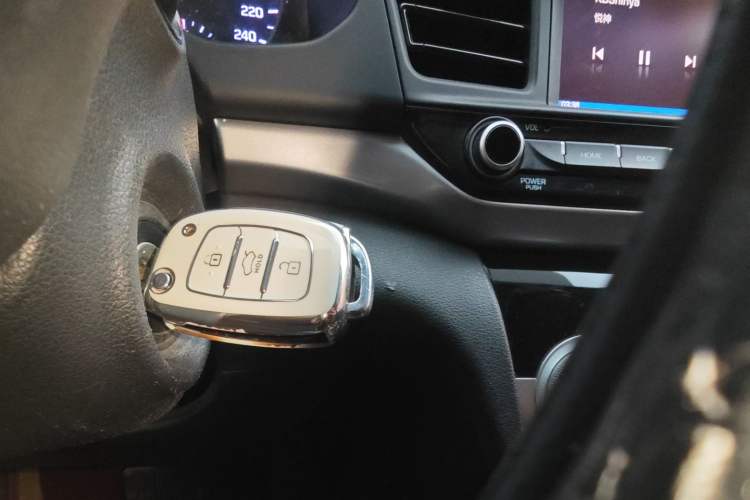 Used Hyundai Elantra (6th Generation / Lingdong) 2019 1.5L CVT ZhiXuan – Elite Version Vehicle Key