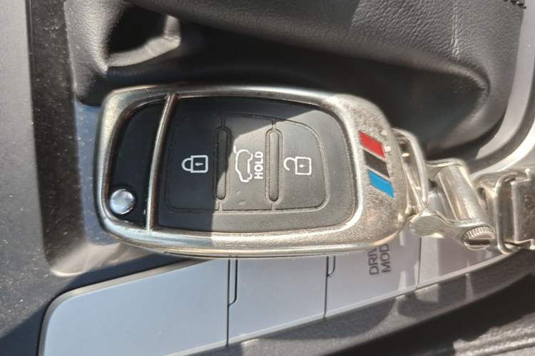 Used Hyundai Elantra (6th Generation / Lingdong) 2019 1.5L CVT ZhiXuan – Elite Version Vehicle Key