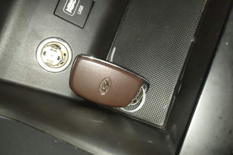 Used Hyundai Elantra (6th Generation / Lingdong) 2019 1.4T Dual-Clutch Xuan Dong · Dynamic Model Vehicle Key