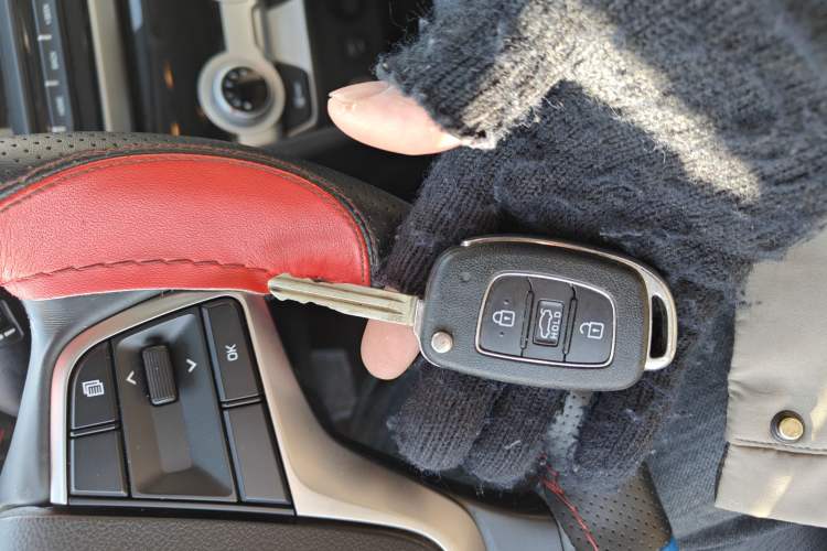 Used Hyundai Elantra (6th Generation / Lingdong) 2019 1.5L CVT ZhiXuan – Elite Version Vehicle Key