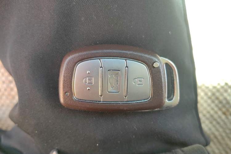 Used Hyundai Elantra (6th Generation / Lingdong) 2019 1.4T Dual-Clutch Xuan Dong · Dynamic Model Vehicle Key