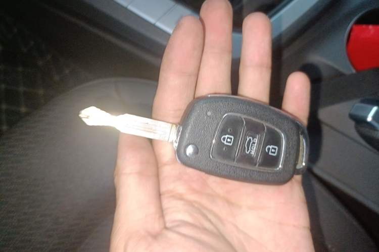 Used Hyundai Elantra (6th Generation / Lingdong) 2019 1.5L CVT ZhiXuan – Elite Version Vehicle Key