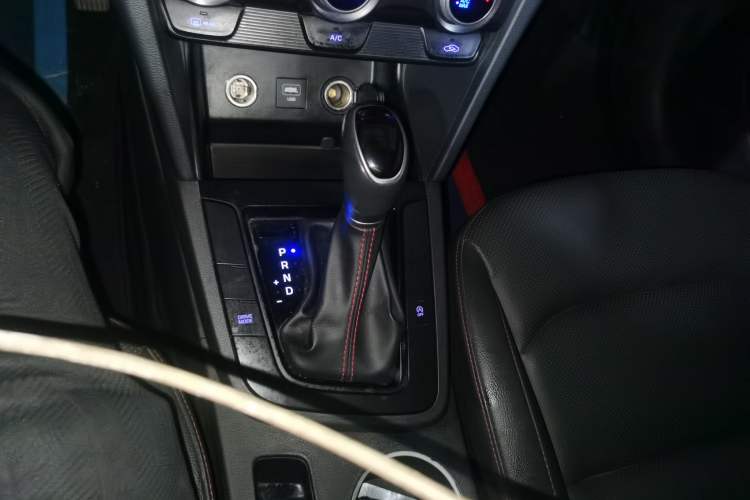 Used Hyundai Elantra (6th Generation / Lingdong) 2020 1.4T Dual-Clutch Xuan Dong · Dynamic Version Gear Lever