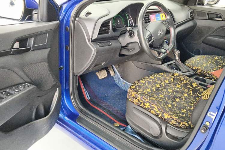 Used Hyundai Elantra (6th Generation / Lingdong) 2020 1.4T Dual-Clutch Xuan Dong · Dynamic Version Interior 2