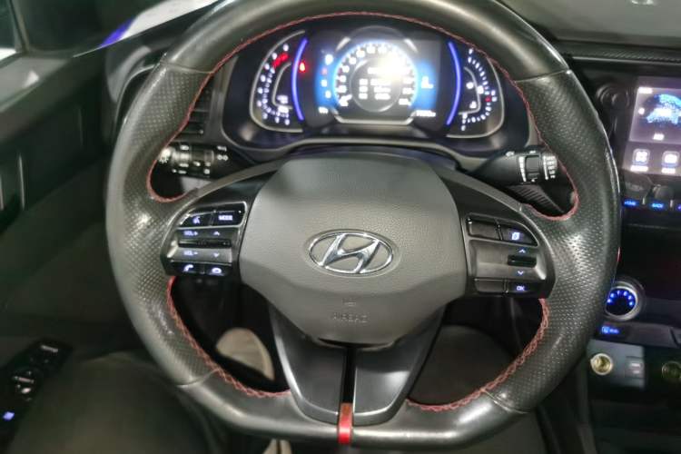 Used Hyundai Elantra (6th Generation / Lingdong) 2020 1.4T Dual-Clutch Xuan Dong · Dynamic Version Steering Wheel