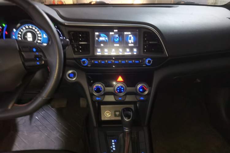 Used Hyundai Elantra (6th Generation / Lingdong) 2020 1.4T Dual-Clutch Xuan Dong · Dynamic Version Audio And AC Panel