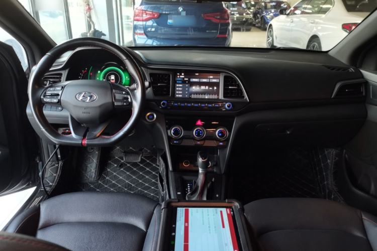 Used Hyundai Elantra (6th Generation / Lingdong) 2020 1.4T Dual-Clutch Xuan Dong · Dynamic Version Center Console