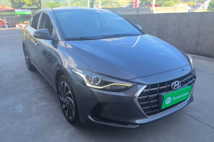 Used Hyundai Elantra (6th Generation / Lingdong) 2020 1.5L CVT Smart & Stylish – Elite Version Front Right 45 Deg