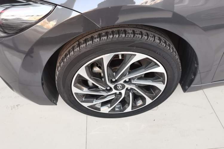 Used Hyundai Elantra (6th Generation / Lingdong) 2020 1.4T Dual-Clutch Xuan Dong · Dynamic Version Left Front Wheel Hub