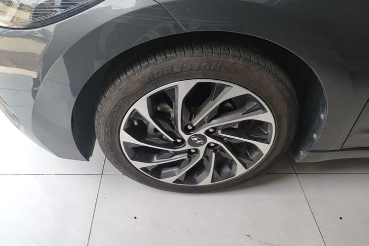 Used Hyundai Elantra (6th Generation / Lingdong) 2020 1.4T Dual-Clutch Xuan Dong · Dynamic Version Left Front Wheel Hub