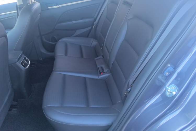 Used Hyundai Elantra (6th Generation / Lingdong) 2020 1.5L CVT Smart & Stylish – Elite Version Left Rear Seat