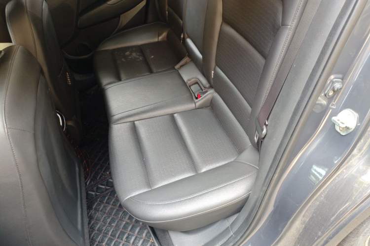 Used Hyundai Elantra (6th Generation / Lingdong) 2020 1.5L CVT Smart & Stylish – Elite Version Left Rear Seat