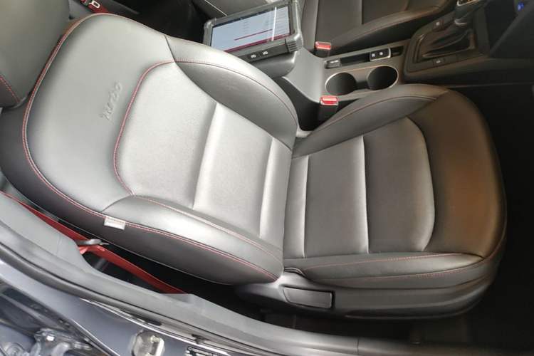 Used Hyundai Elantra (6th Generation / Lingdong) 2020 1.4T Dual-Clutch Xuan Dong · Dynamic Version Right Front Seat