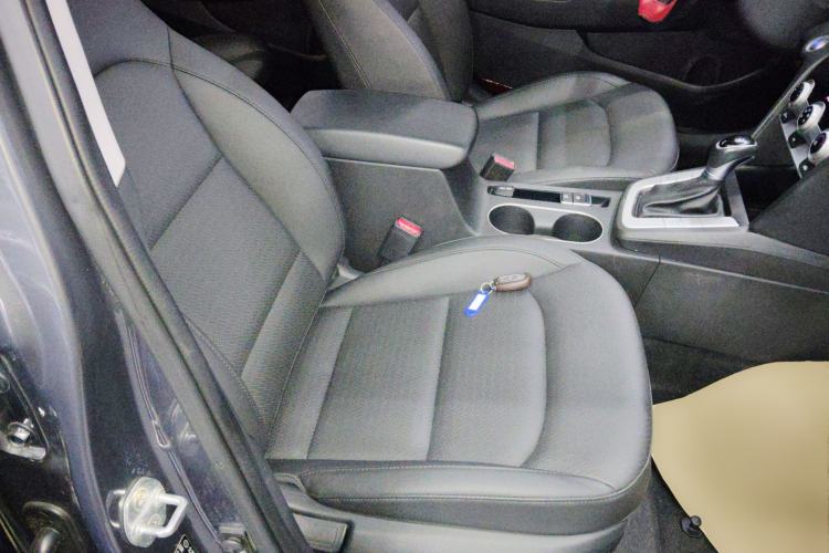 Used Hyundai Elantra (6th Generation / Lingdong) 2020 1.5L CVT Smart & Stylish – Elite Version Right Front Seat