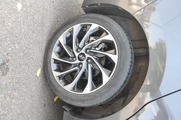 Used Hyundai Elantra (6th Generation / Lingdong) 2020 1.4T Dual-Clutch Xuan Dong · Dynamic Version Right Rear Wheel Hub