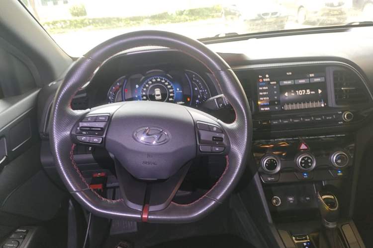 Used Hyundai Elantra (6th Generation / Lingdong) 2020 1.4T Dual-Clutch Xuan Dong · Dynamic Version Steering Wheel