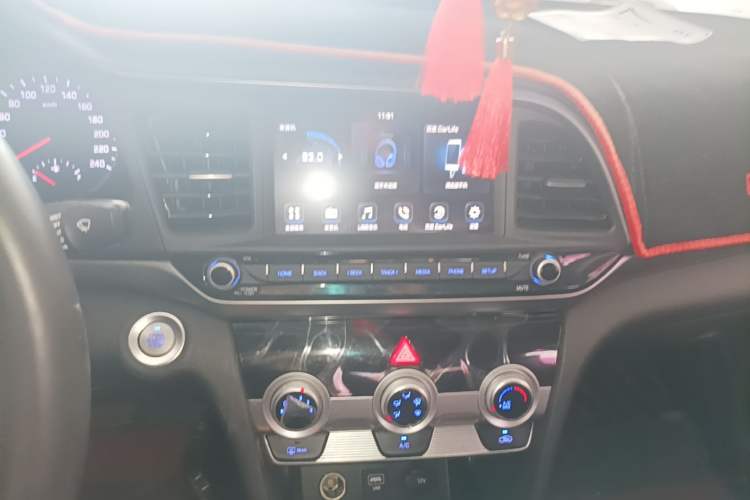 Used Hyundai Elantra (6th Generation / Lingdong) 2020 1.5L CVT Smart & Stylish – Elite Version Audio And AC Panel